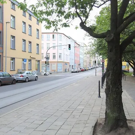 Gemuetliche Ferienwohnung Mit Gartennutzung Schwerin  Buitenkant foto