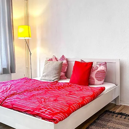 Gemuetliche Ferienwohnung Mit Gartennutzung Schwerin  Buitenkant foto